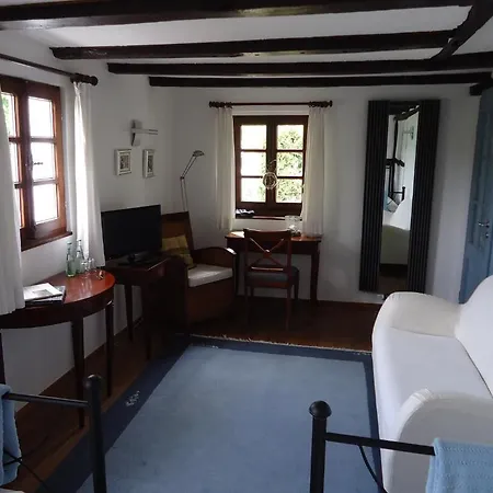Pensionat Am Alten Fronhof 3*