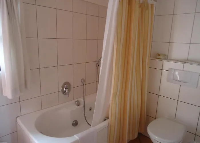 Am Alten Fronhof Pensionat Bergisch Gladbach